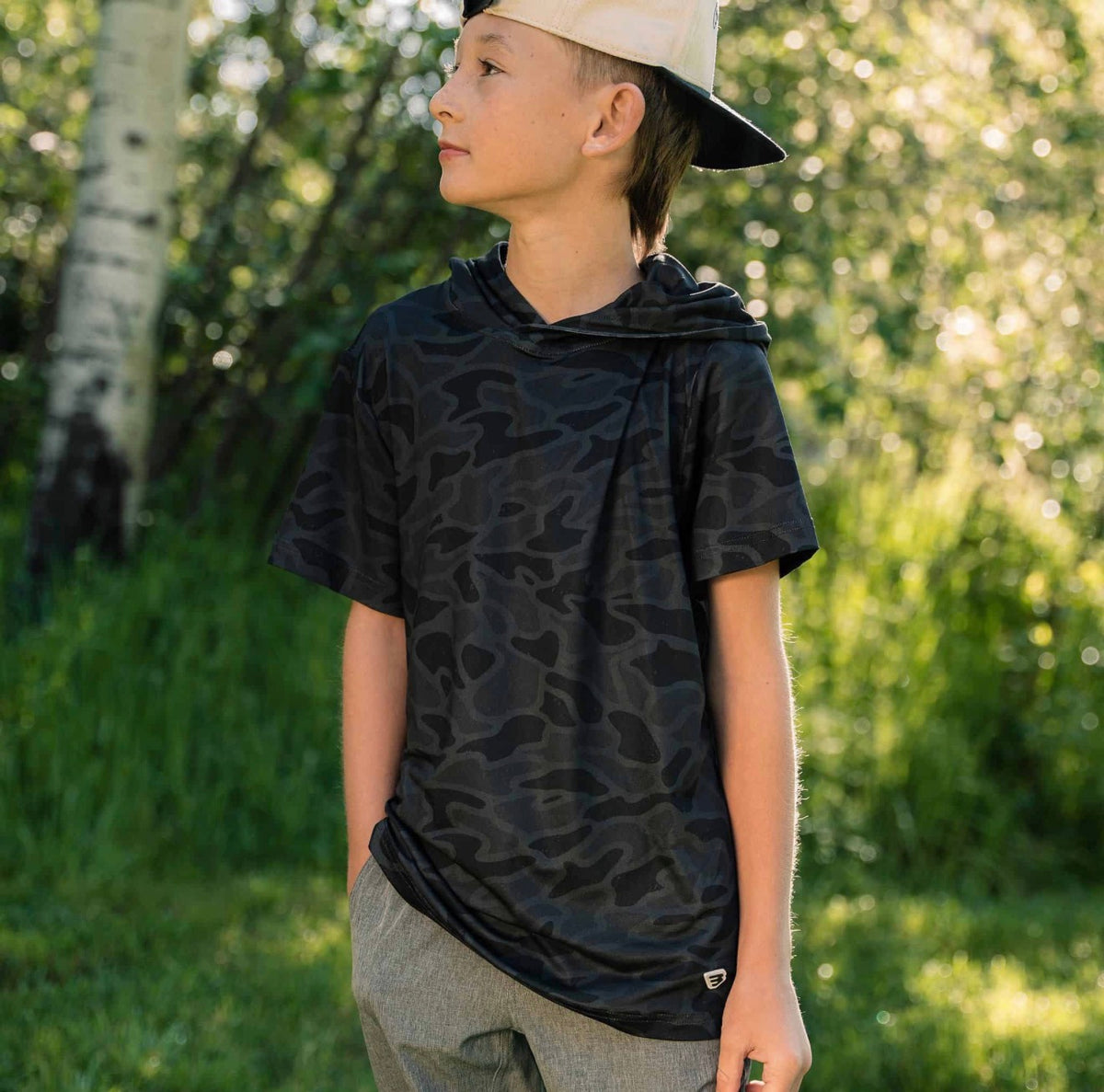 Kids Short Sleeve Hoodie-Black Camo